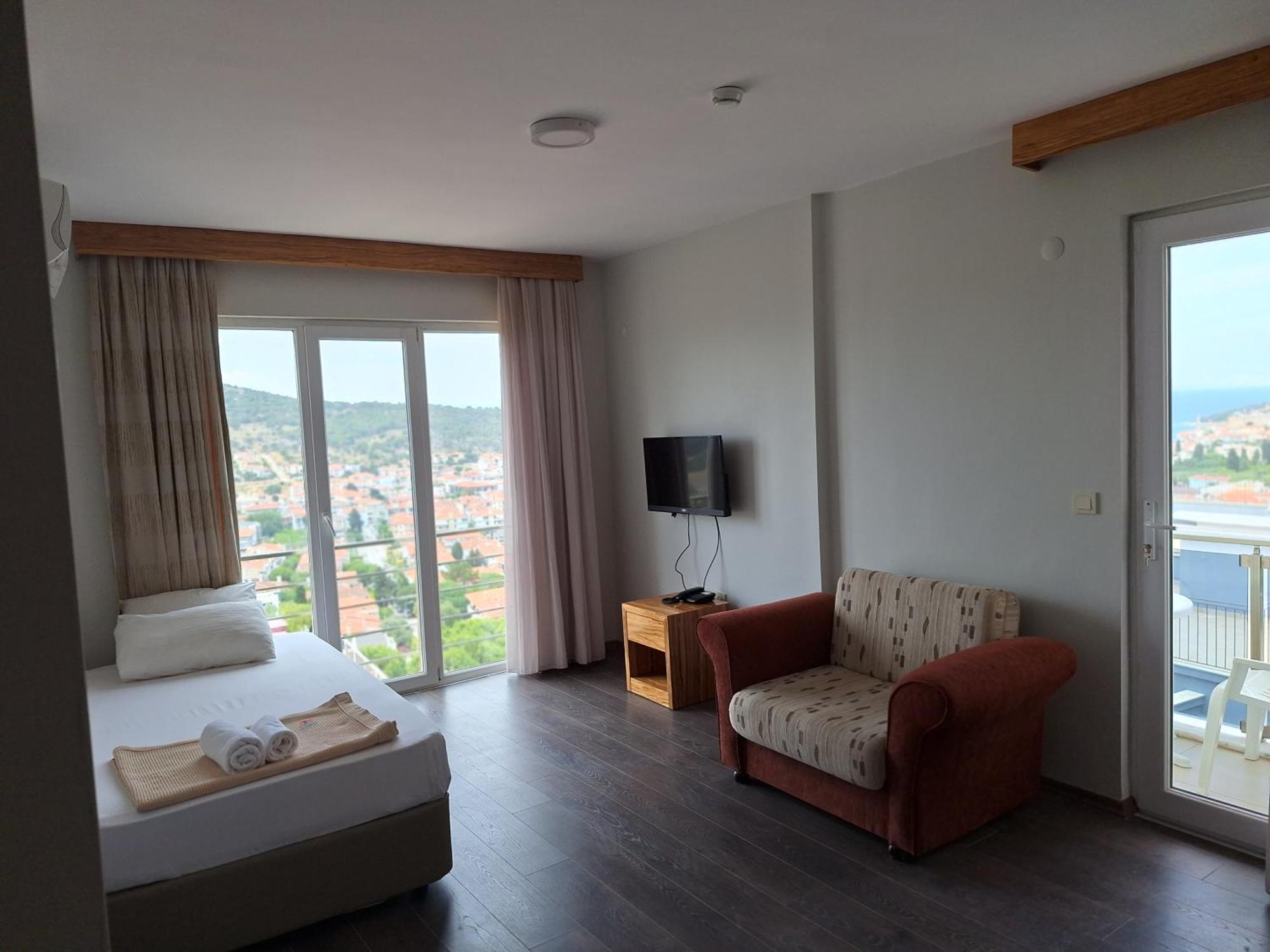 脉索尔马兹酒店 Çeşme 外观 照片