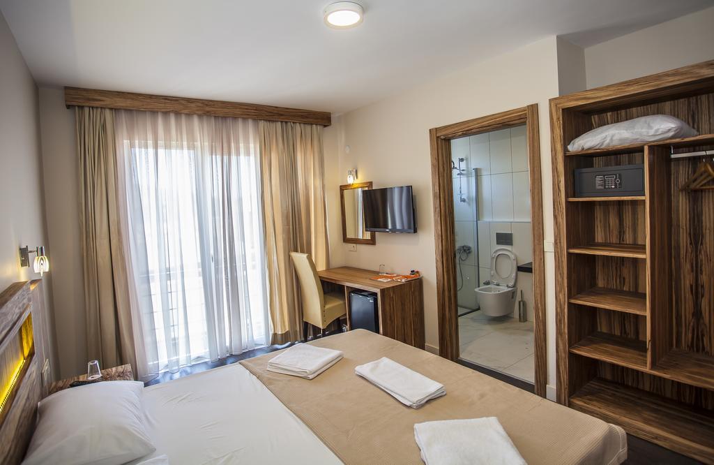 脉索尔马兹酒店 Çeşme 外观 照片