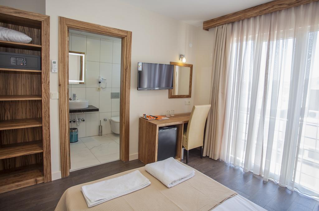 脉索尔马兹酒店 Çeşme 外观 照片